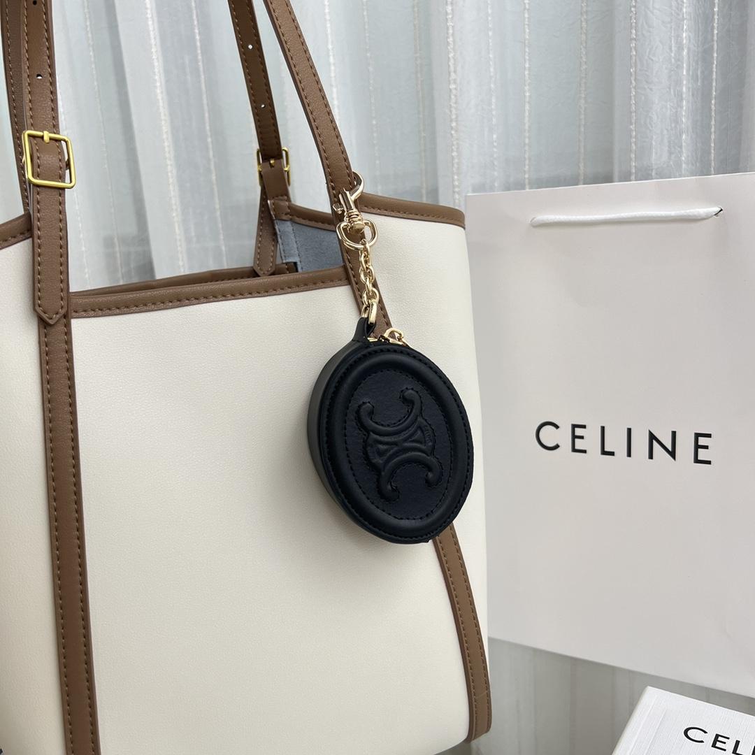 Celine Purse With Hook Cuir Triomphe In Smooth Calfskin  - EUR FASHION