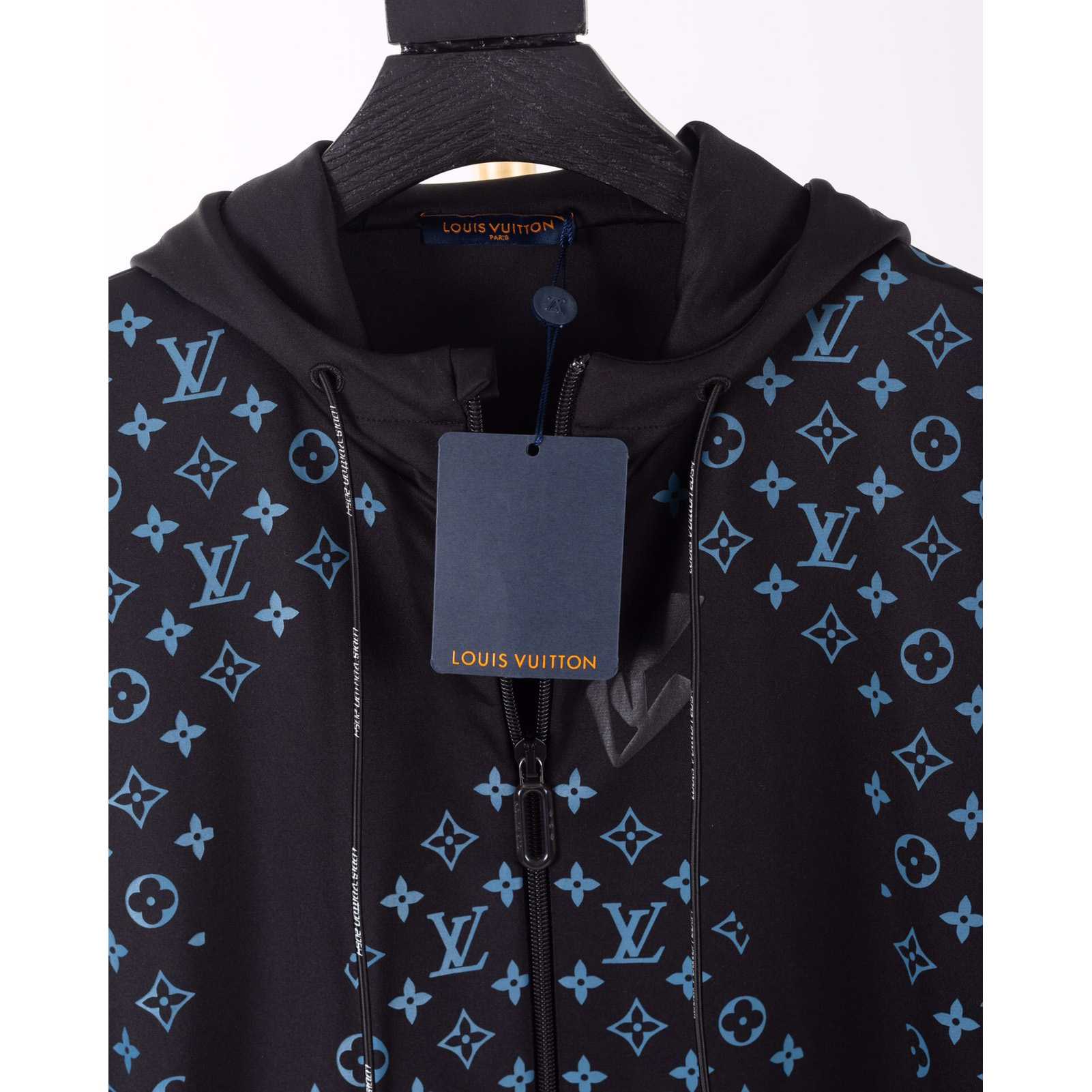 Louis Vuitton  LV 2054 Hybrid Zip Through - EUR FASHION