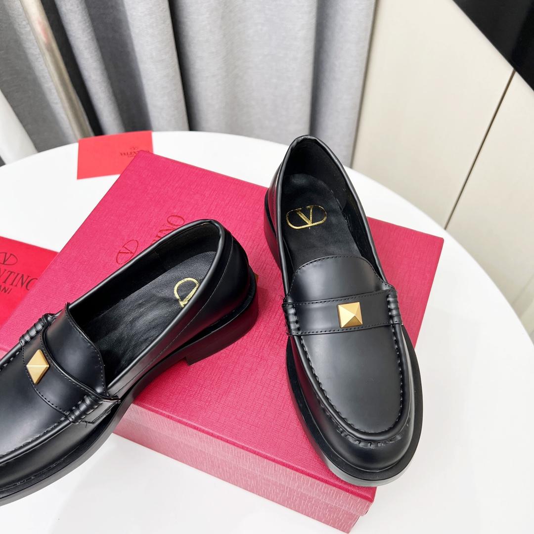 Valenti Roman Stud Brushed Calfskin Loafer 30mm - EUR FASHION