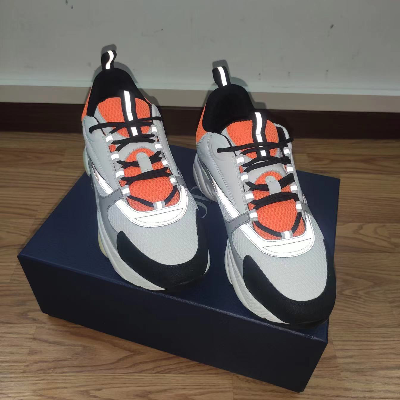 Dior B22 Sneaker  - EUR FASHION