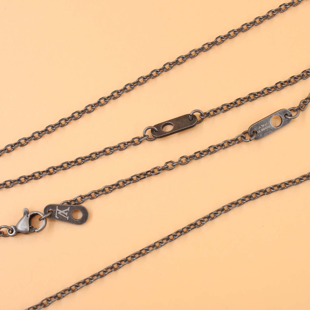 Louis Vuitton Pendant Chain LV Turquoise Necklace    M68904 - EUR FASHION
