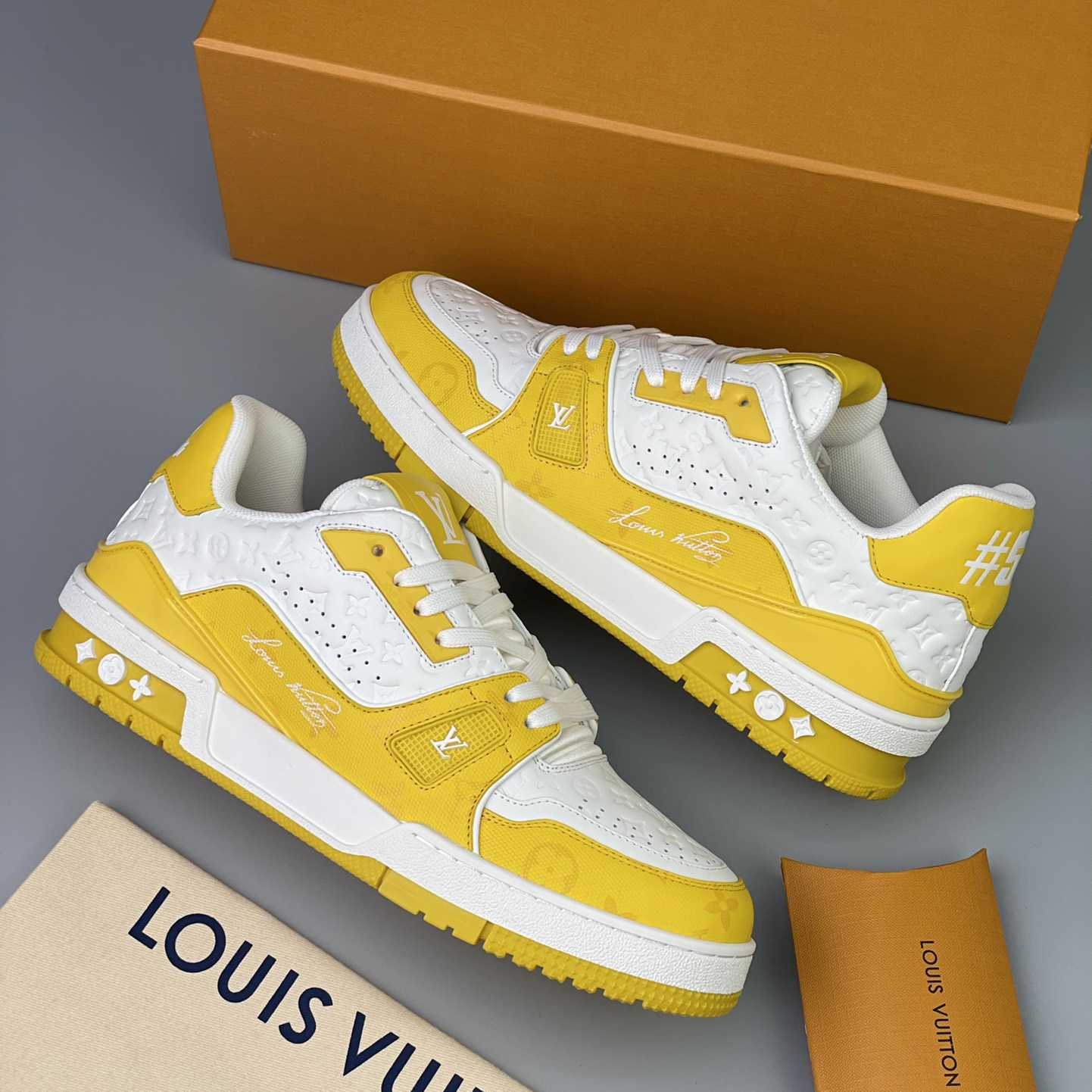 Louis Vuitton Trainer Sneaker (Upon UK Size) - EUR FASHION