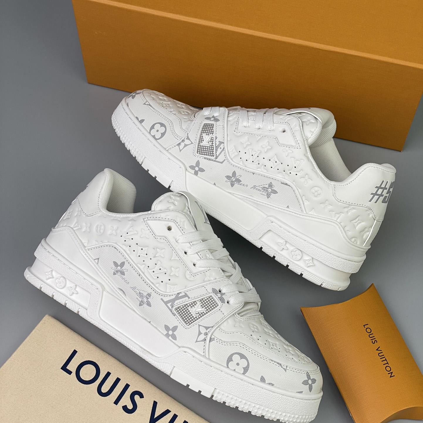 Louis Vuitton Trainer Sneaker (Upon UK Size) - EUR FASHION