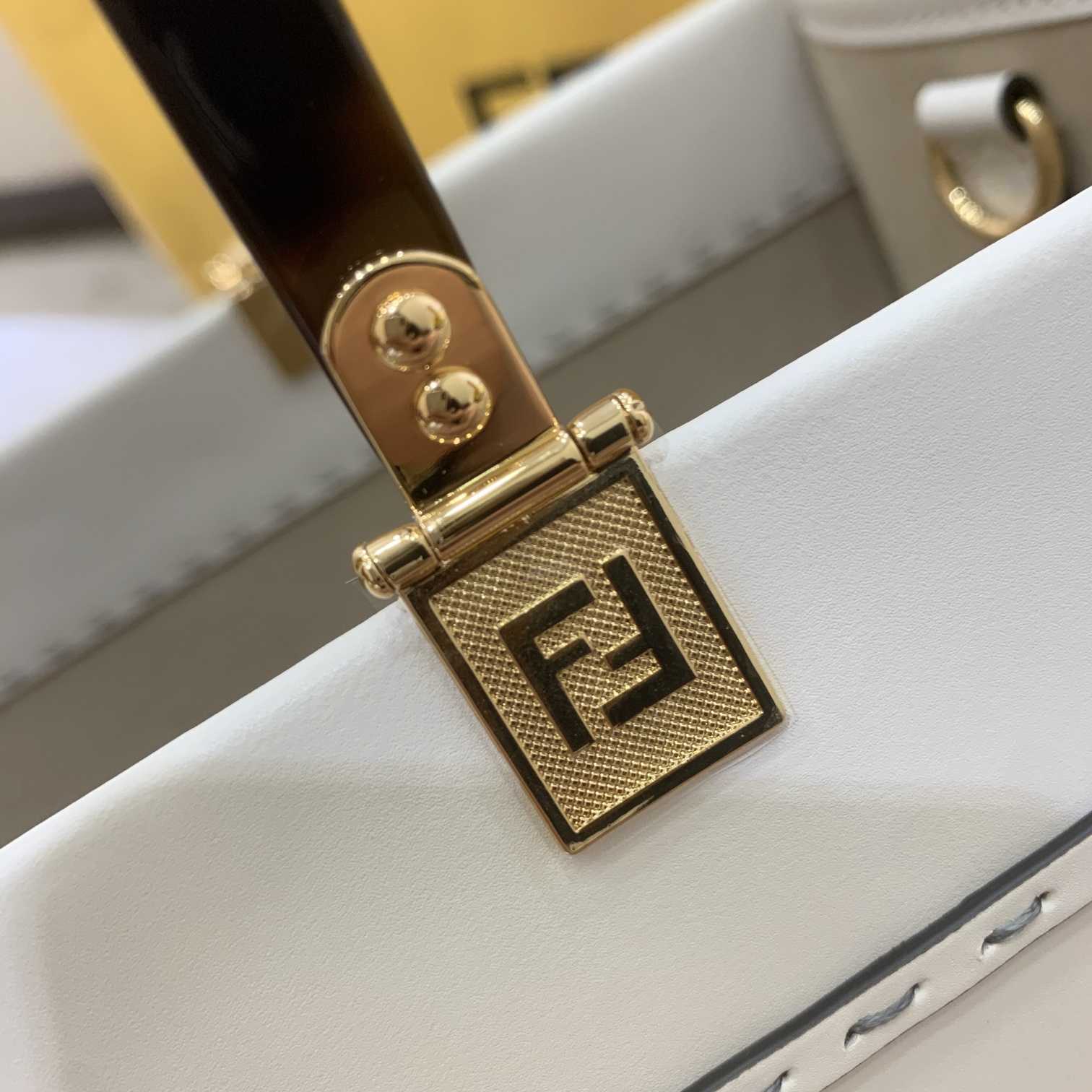 Fendi Sunshine Large White Leather Shopper(40-35-21cm) - EUR FASHION