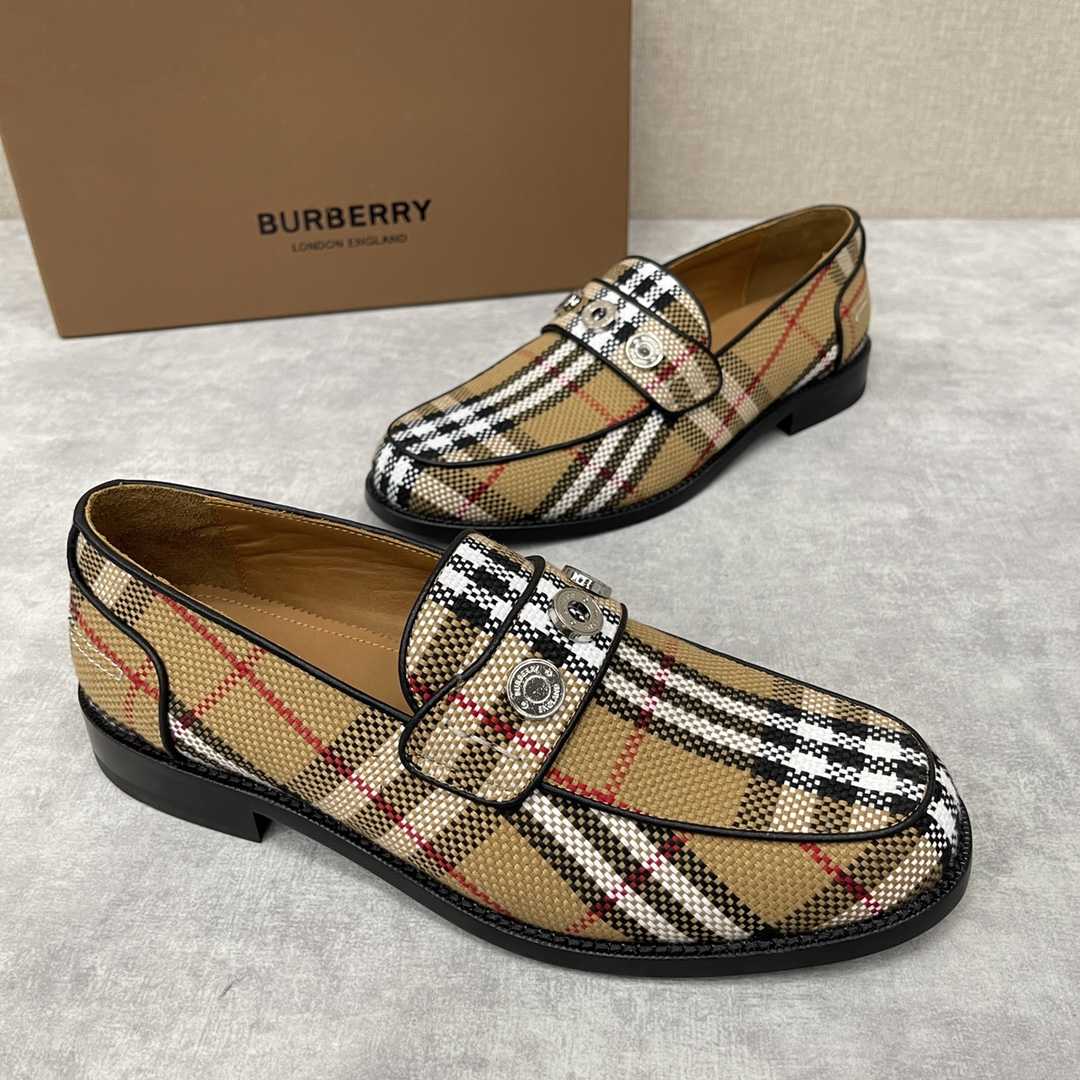 Burberry Moorley Check Loafers - EUR FASHION