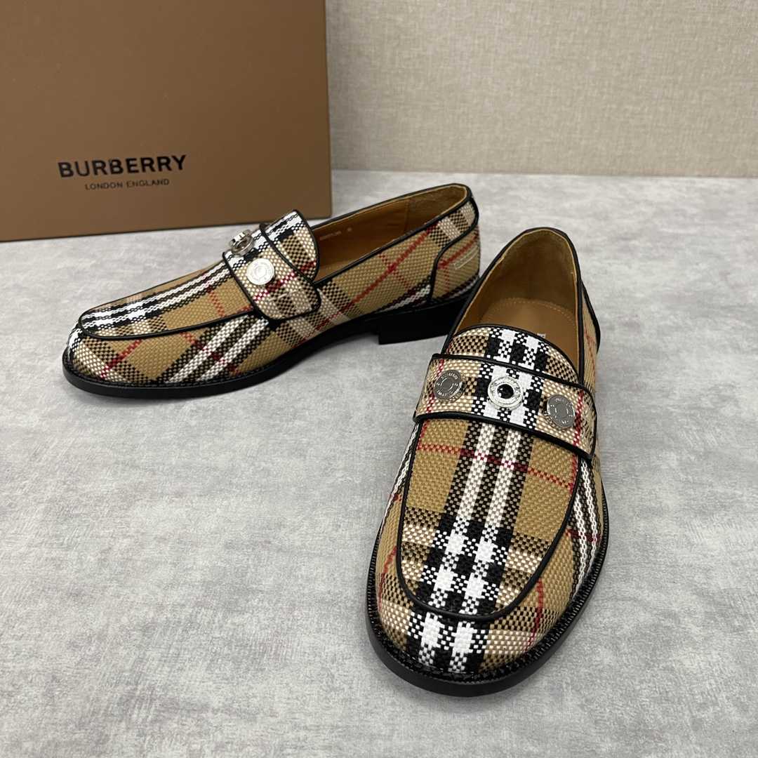 Burberry Moorley Check Loafers - EUR FASHION