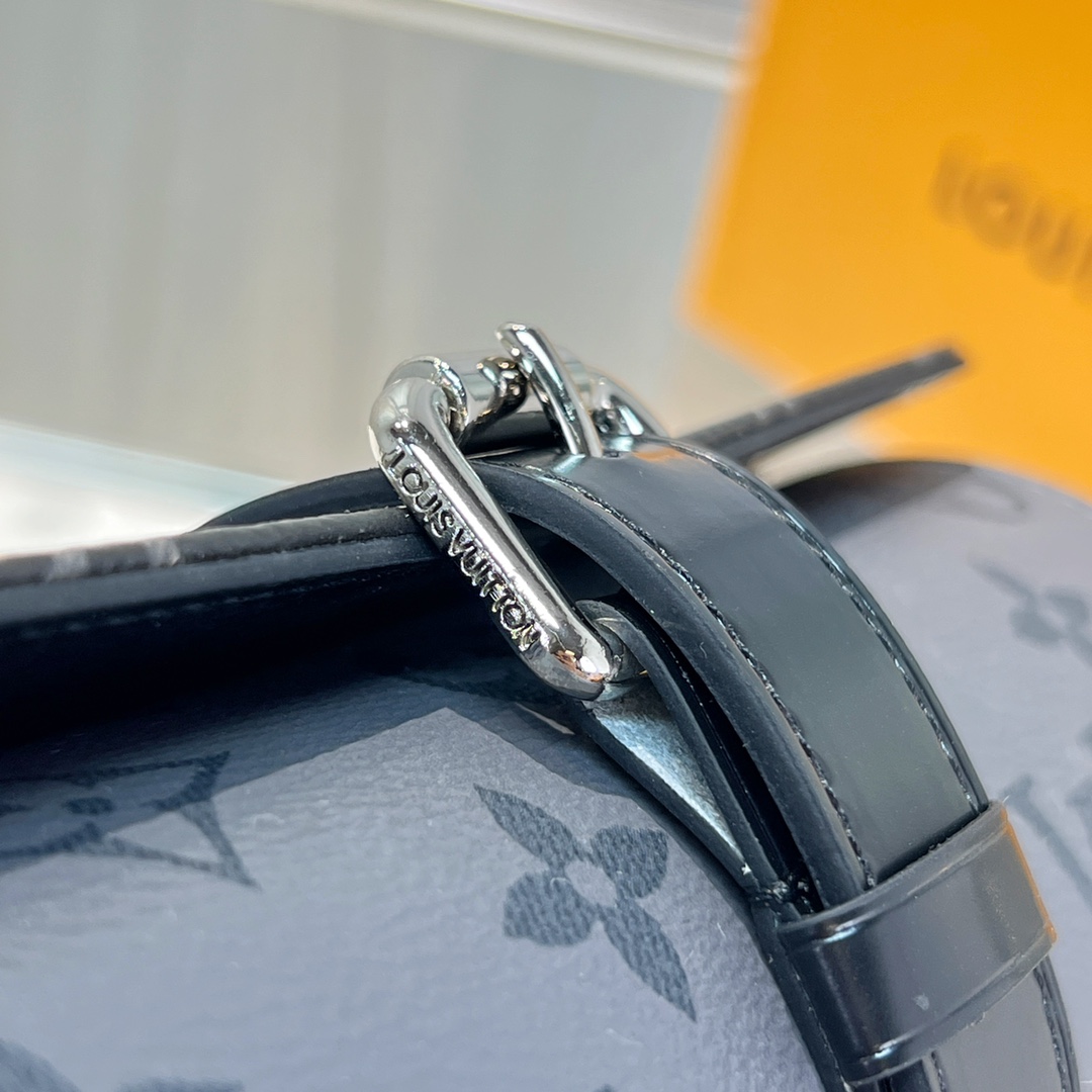 Louis Vuitton  3 Watch Case    - EUR FASHION