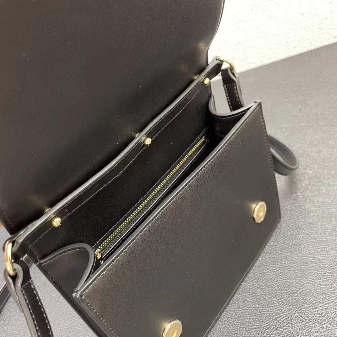 Dolce & Gabbana Calfskin DG Logo Crossbody Bag(20-16-5cm) - EUR FASHION