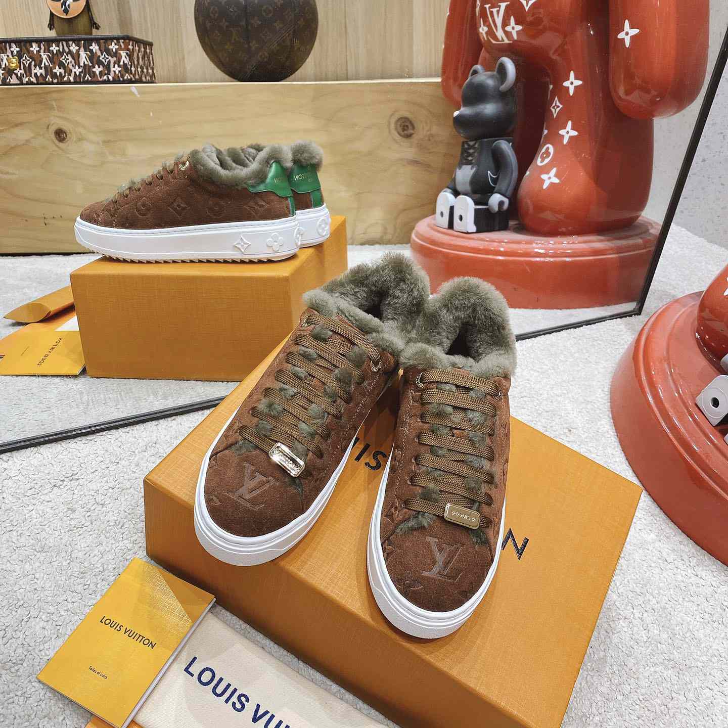 Louis Vuitton Time Out Sneakers - EUR FASHION