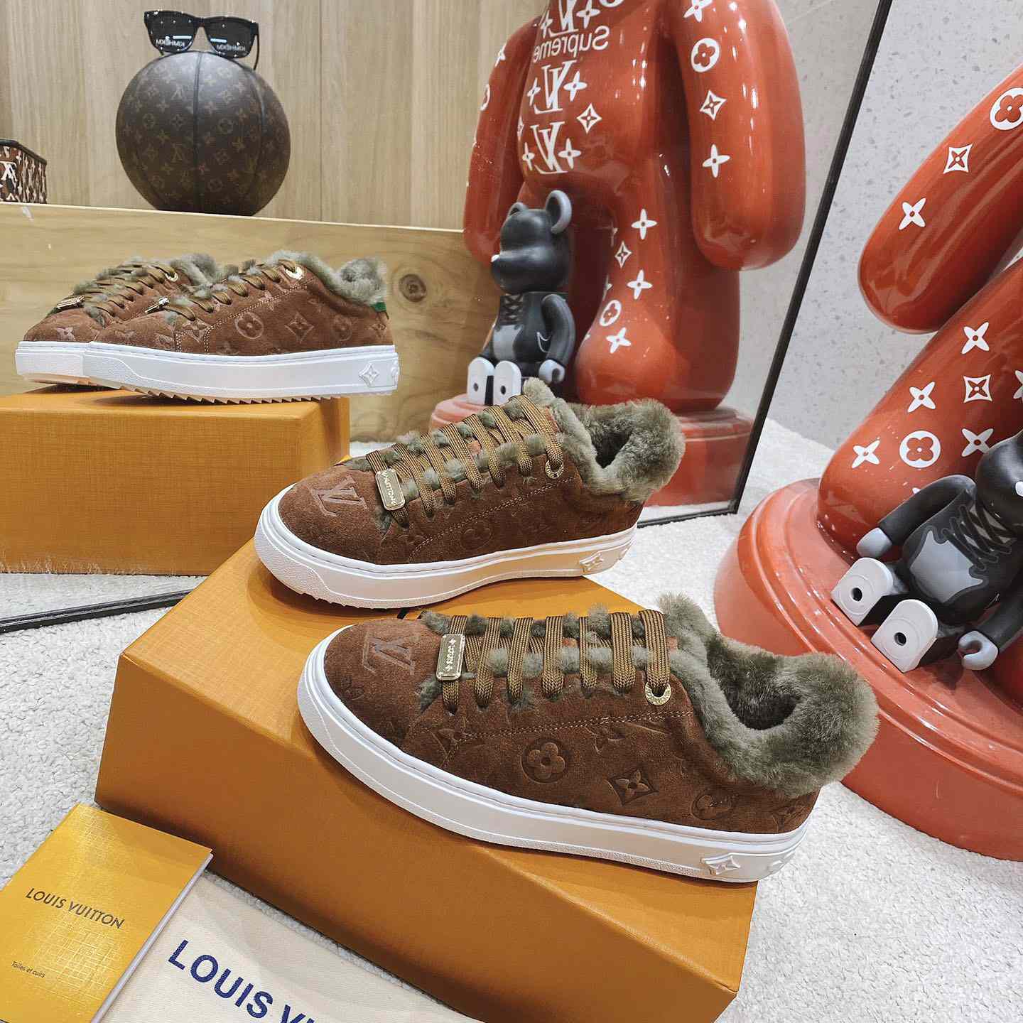 Louis Vuitton Time Out Sneakers - EUR FASHION