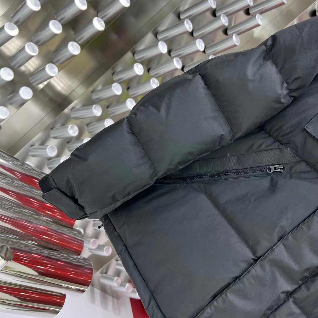 New Balance Hooded Puffer Short Down Jacket - EUR FASHION
