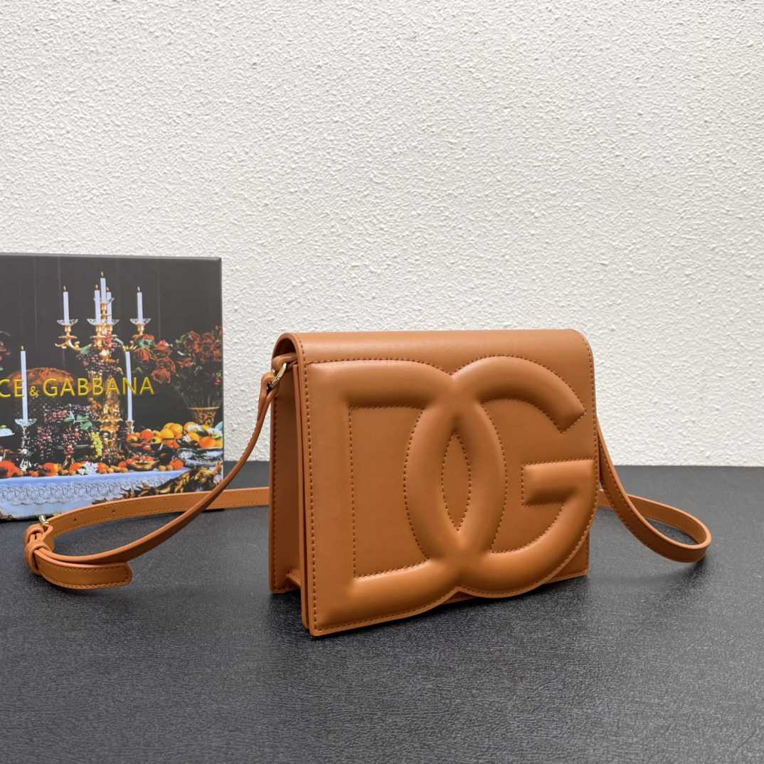 Dolce & Gabbana Calfskin DG Logo Crossbody Bag(20-16-5cm) - EUR FASHION