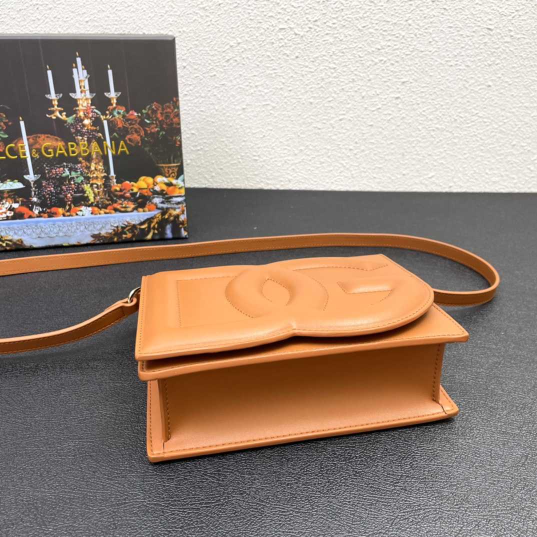 Dolce & Gabbana Calfskin DG Logo Crossbody Bag(20-16-5cm) - EUR FASHION