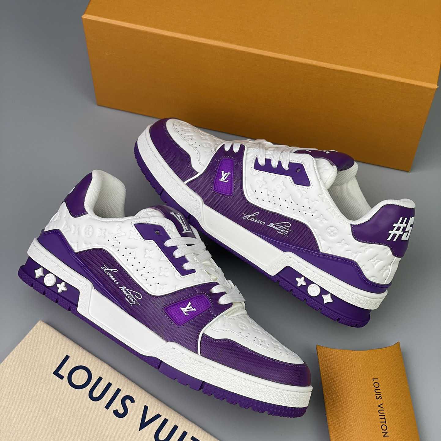 Louis Vuitton Trainer Sneaker (Upon UK Size) - EUR FASHION