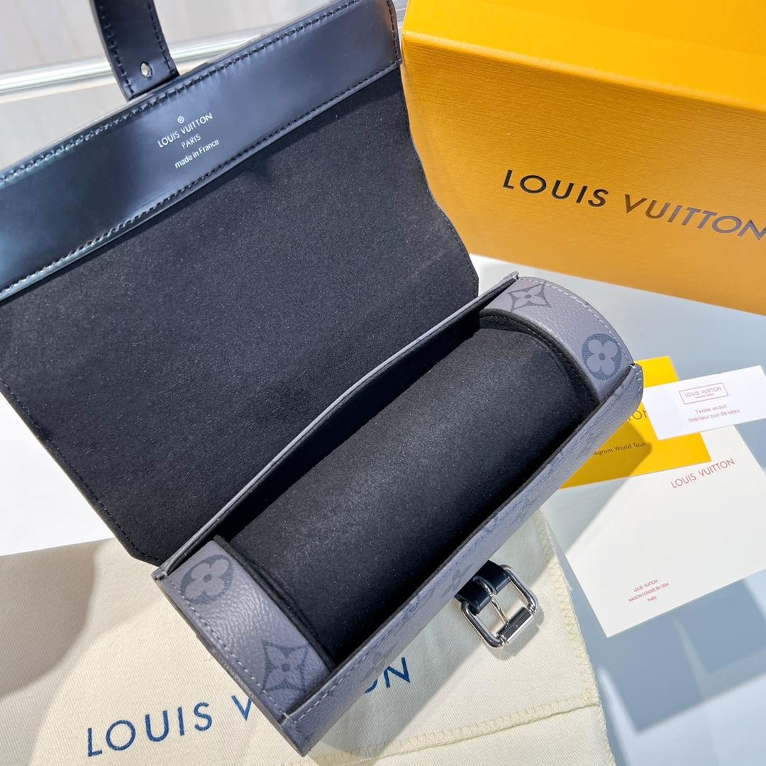 Louis Vuitton  3 Watch Case    - EUR FASHION