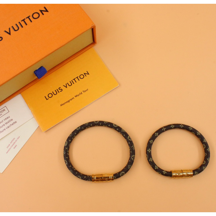 Louis Vuitton LV Confidential Bracelet - EUR FASHION