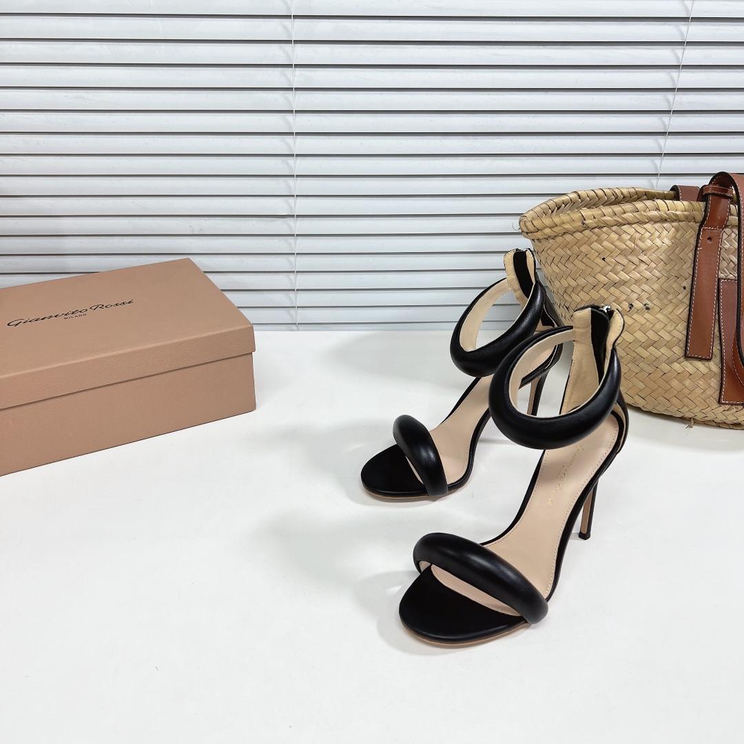 Gianvito Rossi Leather Bijoux Sandals - EUR FASHION