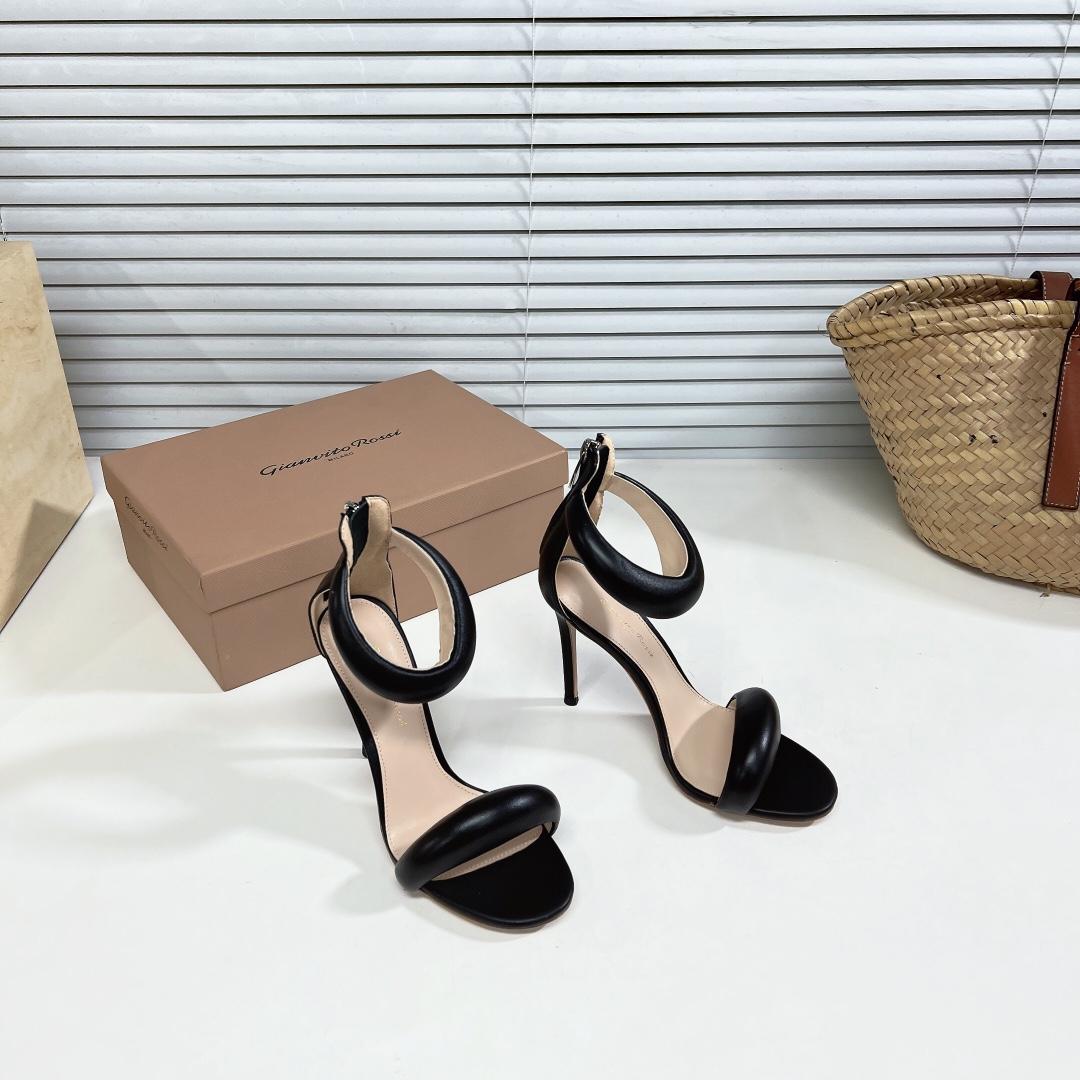 Gianvito Rossi Leather Bijoux Sandals - EUR FASHION