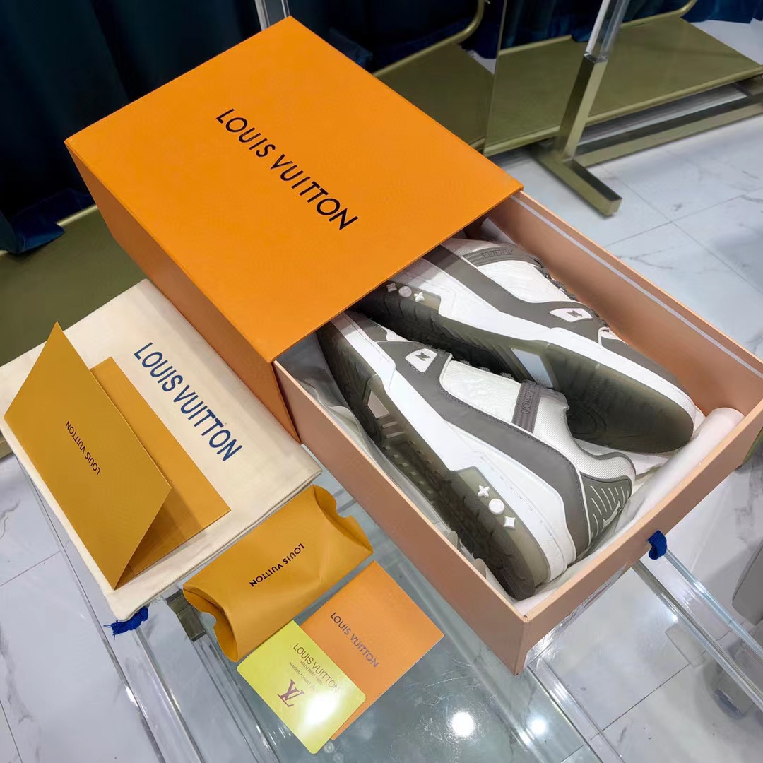 Louis Vuitton Trainer Sneaker (Upon UK Size) - EUR FASHION
