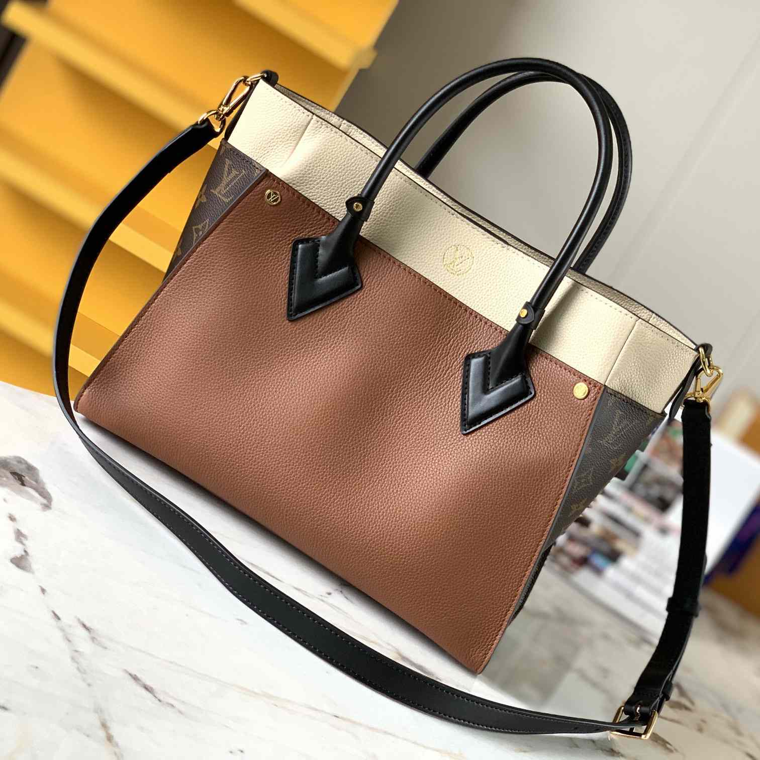 Louis Vuitton Leather Handbag(30.5-24.5-14CM)    M59645 - EUR FASHION
