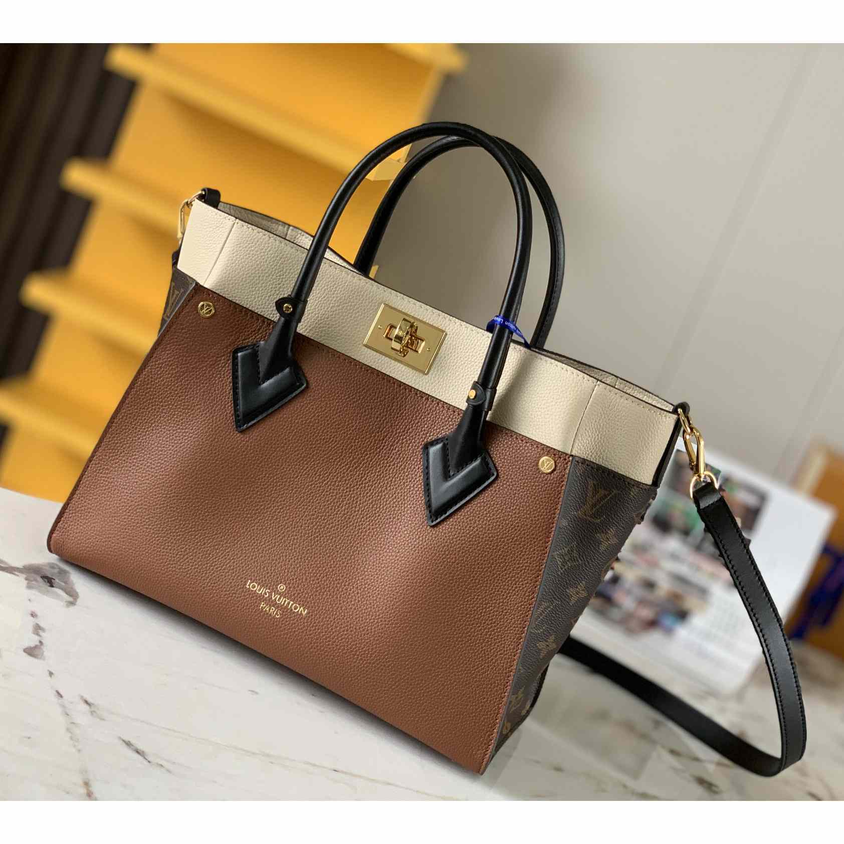 Louis Vuitton Leather Handbag(30.5-24.5-14CM)    M59645 - EUR FASHION