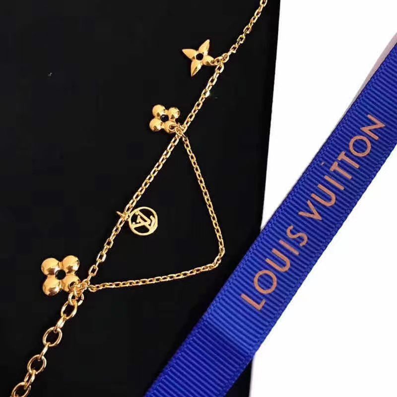 Louis Vuitton Necklace     - EUR FASHION