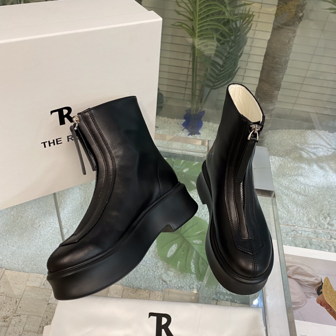 The Row Zipped Boot 1 In Leather - EUR FASHION