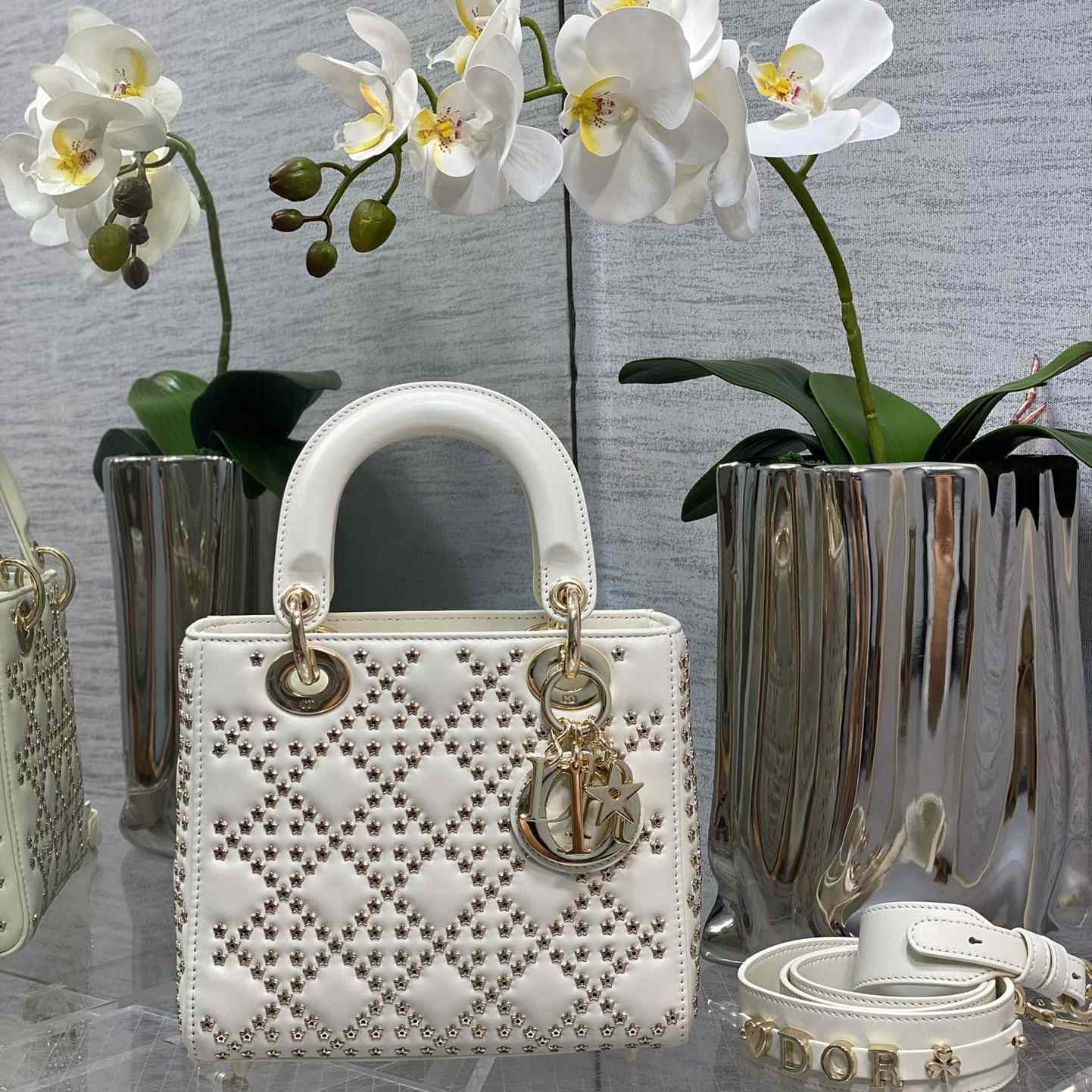 Dior Small Lady Dior Bag    20cm - EUR FASHION