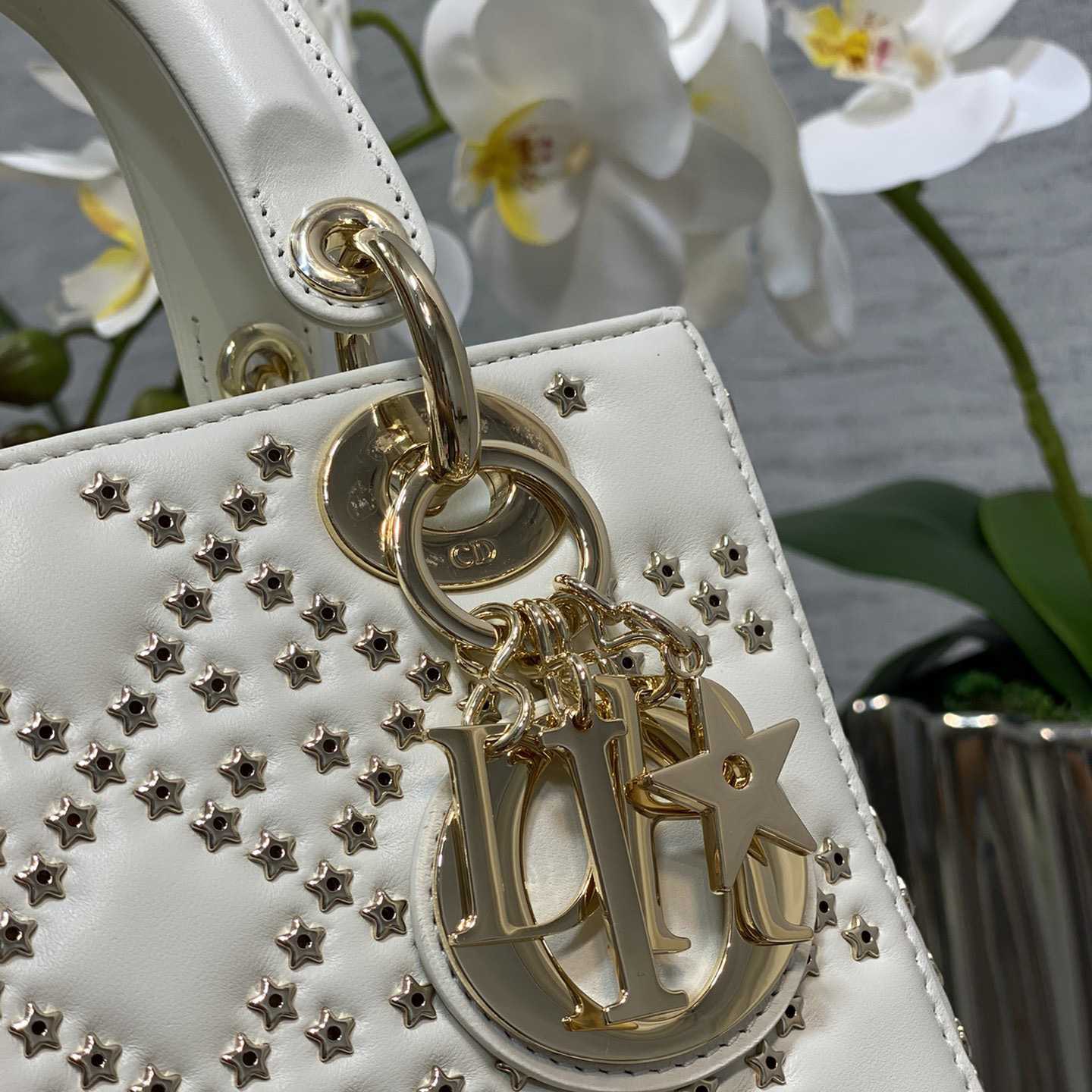 Dior Small Lady Dior Bag    20cm - EUR FASHION