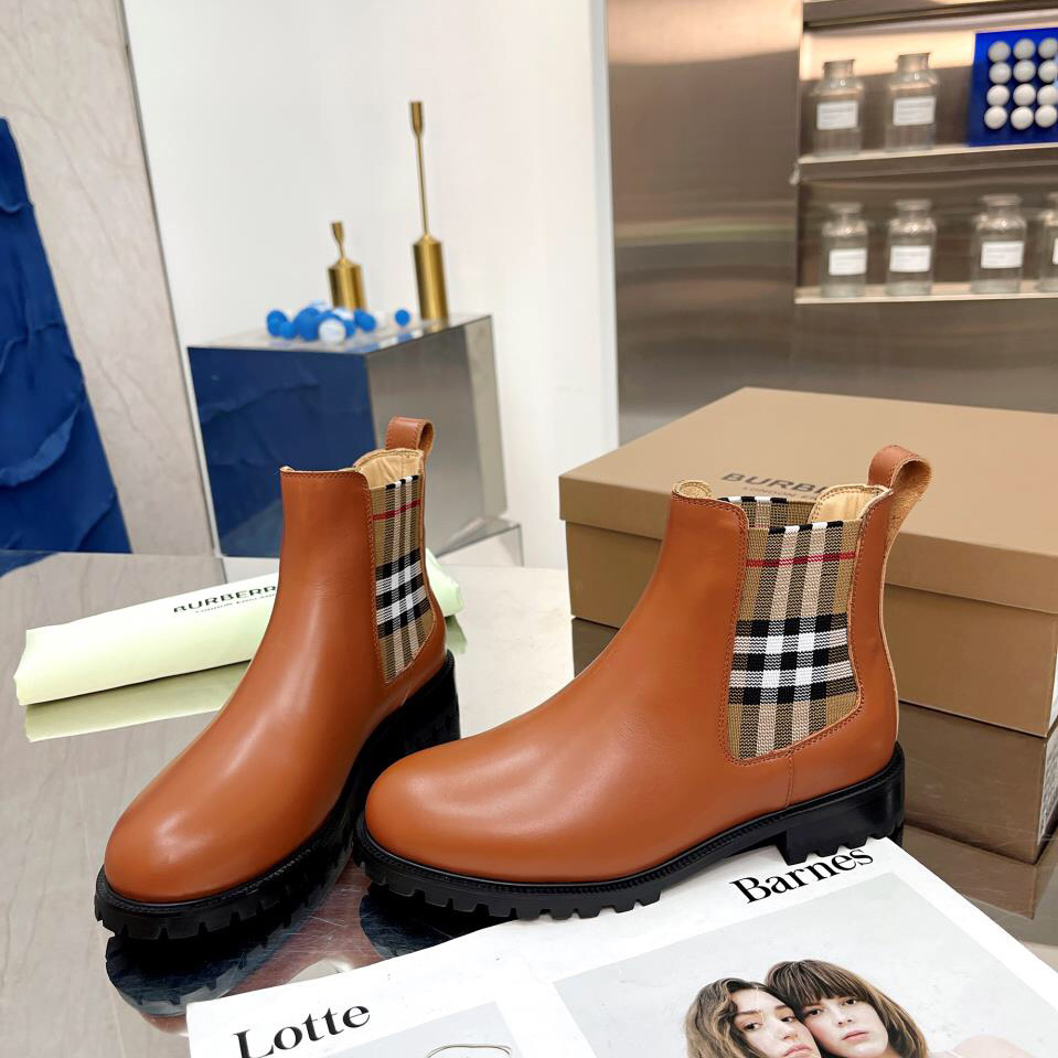 Burberry Vintage Check Detail Leather Chelsea Boots - EUR FASHION
