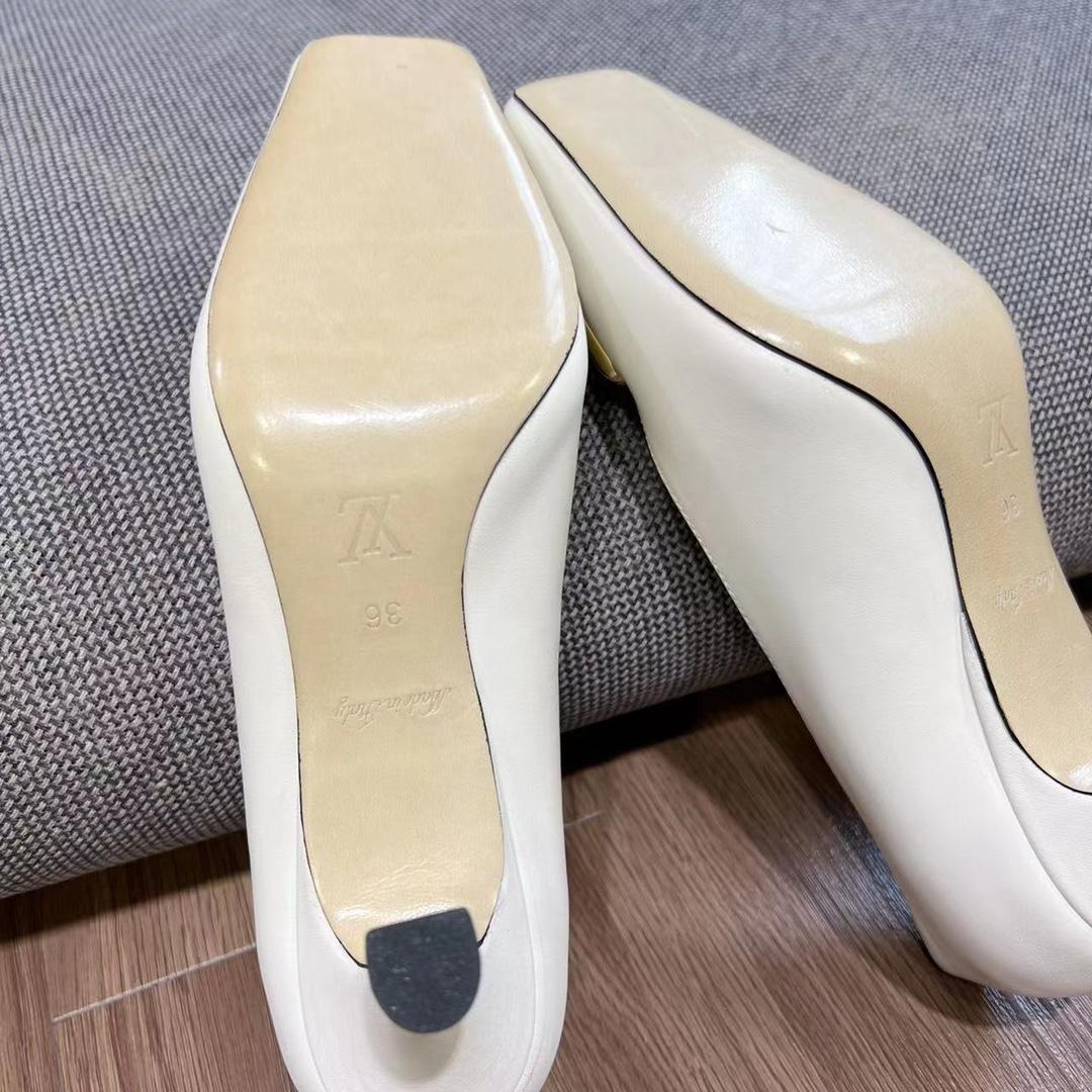 Louis Vuitton Revolving Cliff   1AAE2X - EUR FASHION