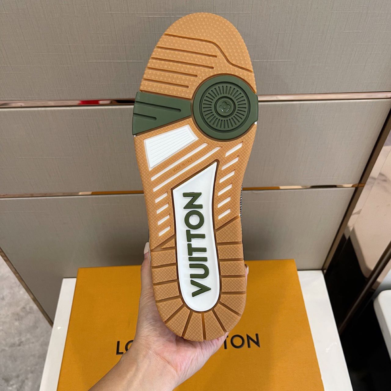 Louis Vuitton Trainer Sneaker (Upon UK Size) - EUR FASHION