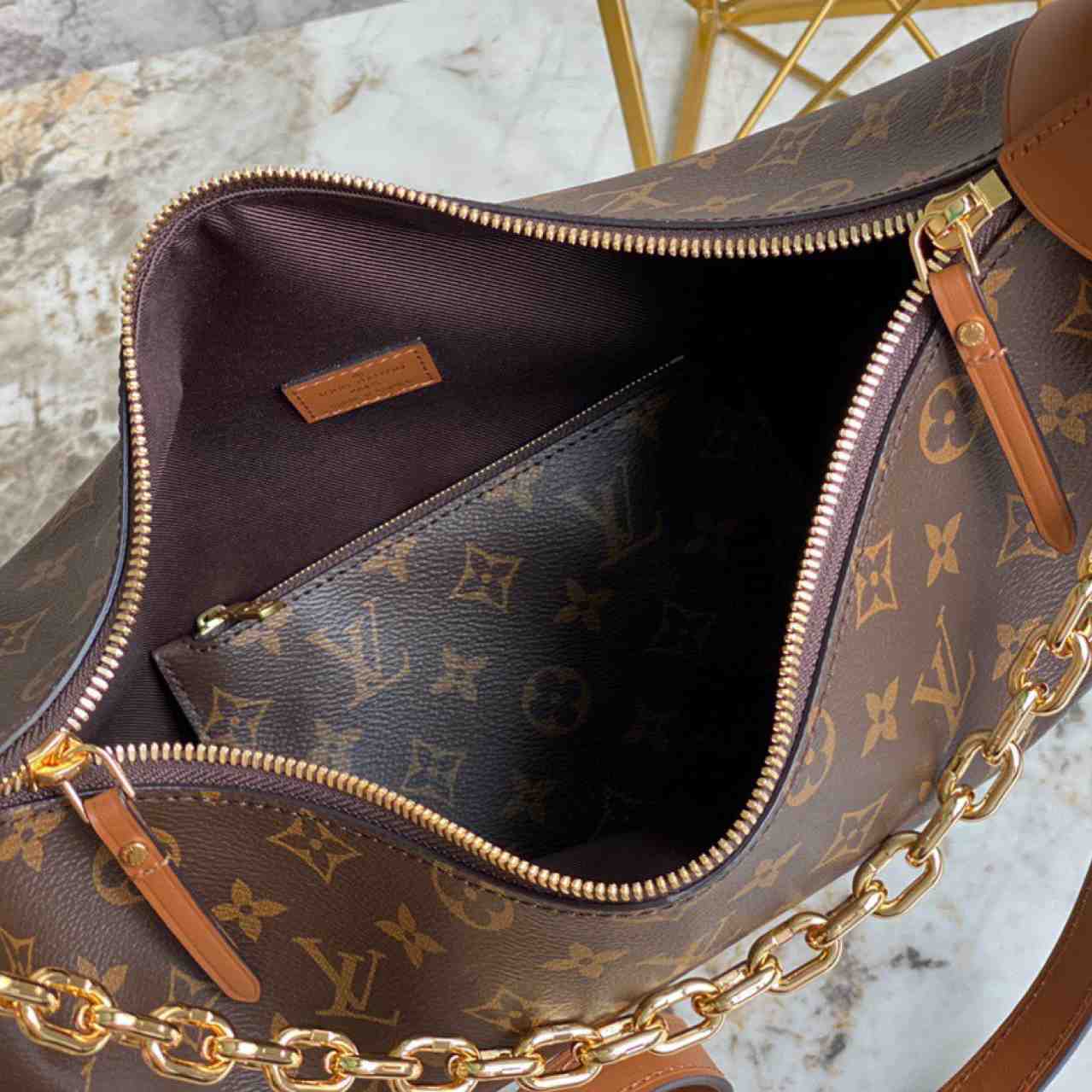 Louis Vuitton Loop Hobo(38-30-10cm)     M46311 - EUR FASHION