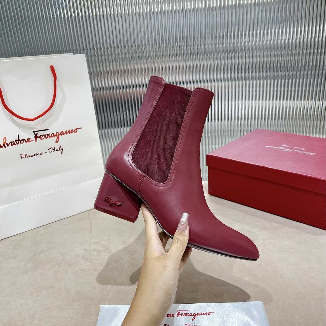 Ferragamo Leather Ankle Boot - EUR FASHION