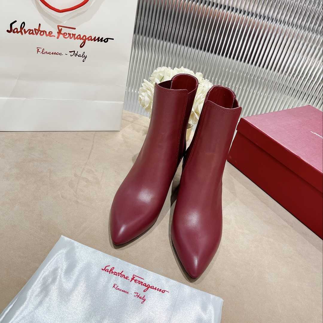 Ferragamo Leather Ankle Boot - EUR FASHION