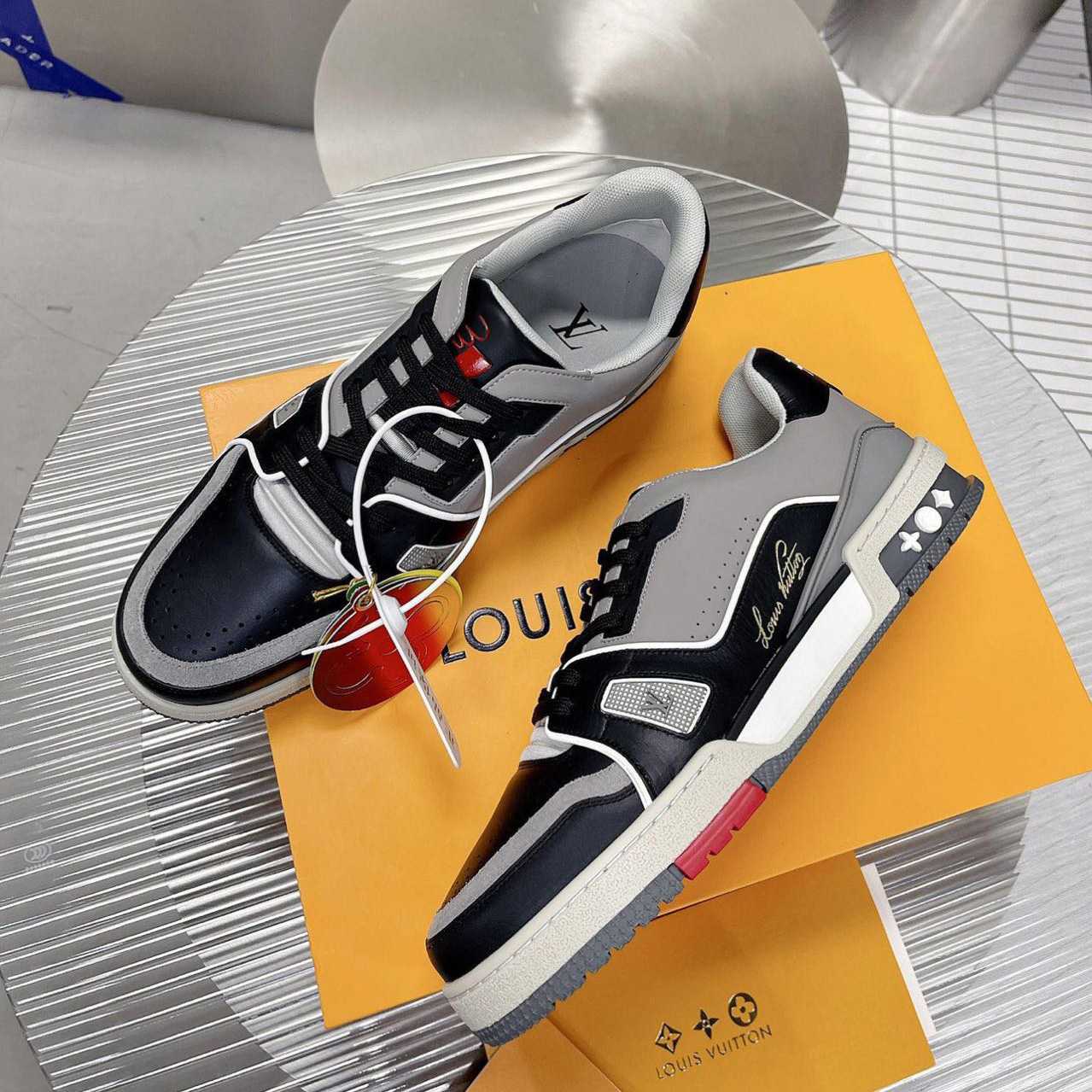 Louis Vuitton Trainer Sneaker (Upon UK Size) - EUR FASHION