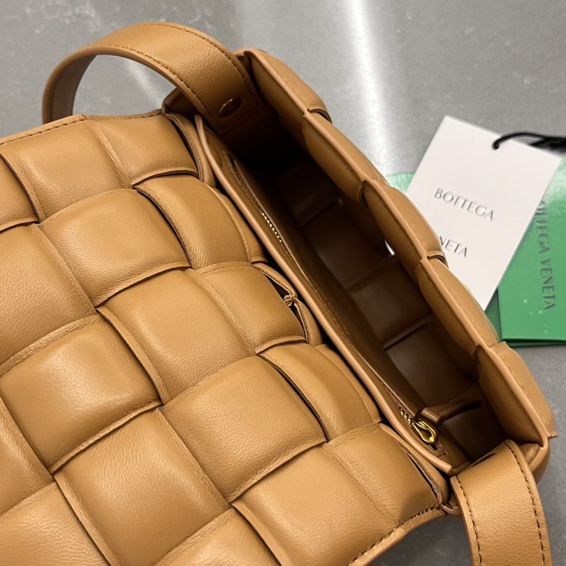 Bottega Veneta Small Padded Cassette - EUR FASHION