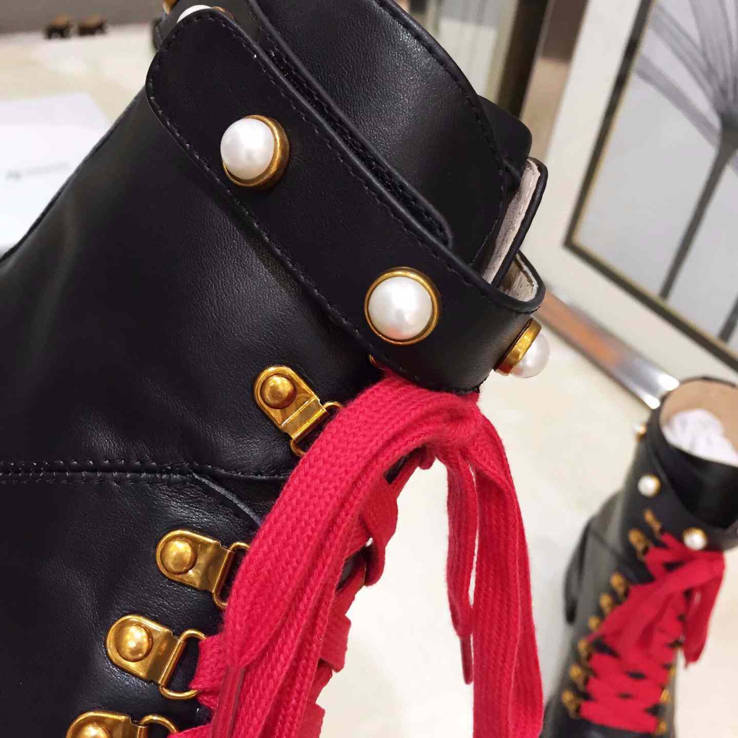 Gucci Leather Ankle Boot - EUR FASHION