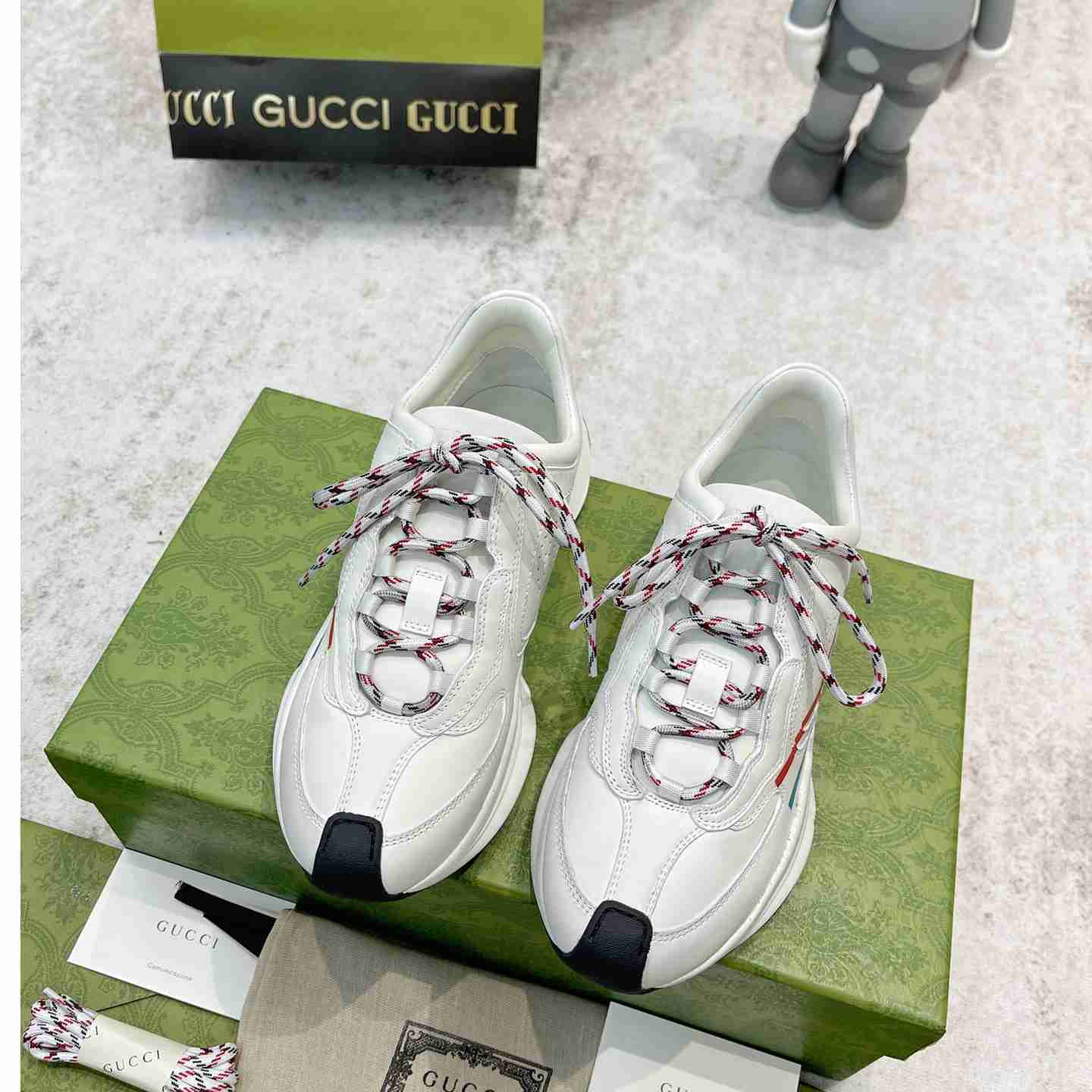 Gucci Leather Run Sneaker - EUR FASHION