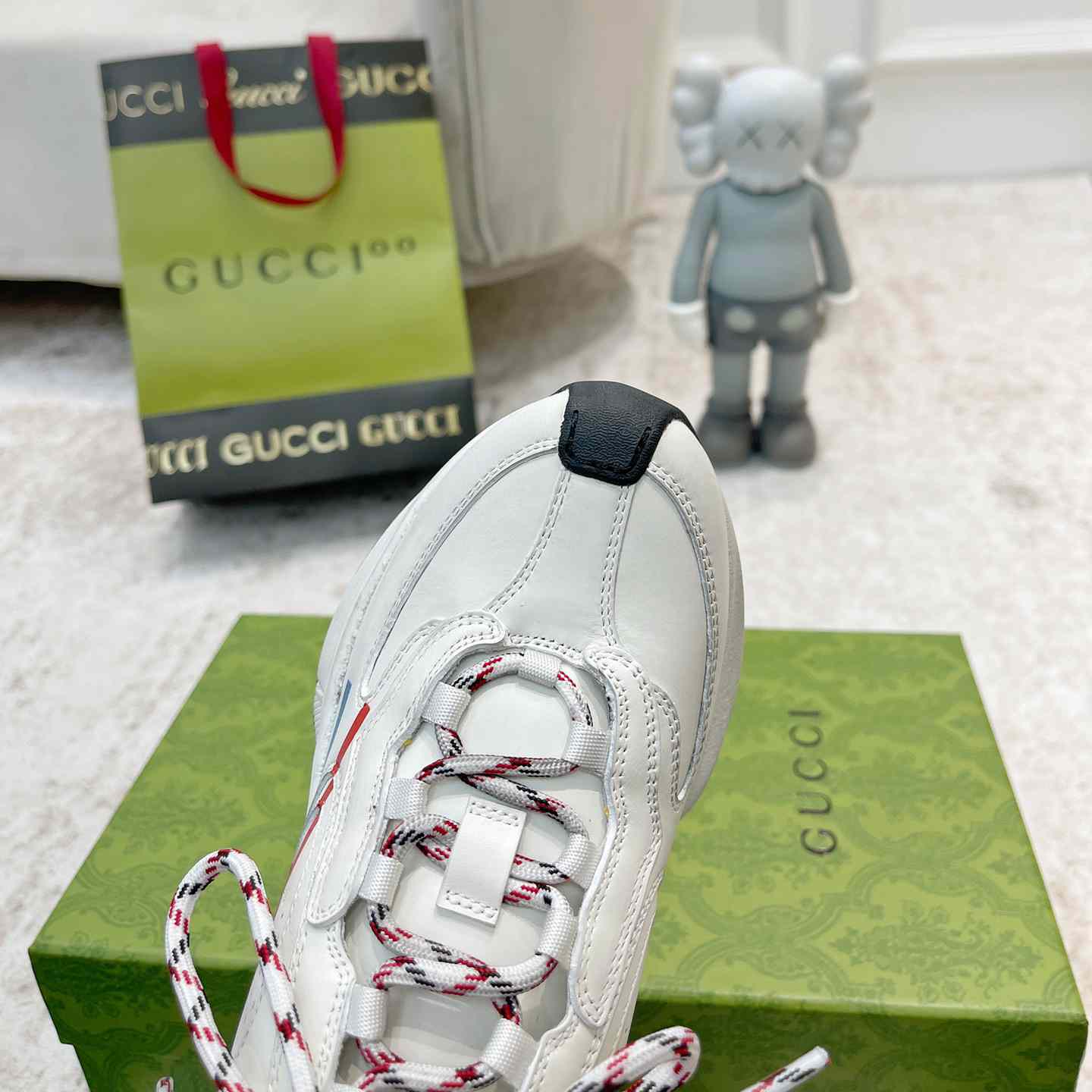 Gucci Leather Run Sneaker - EUR FASHION