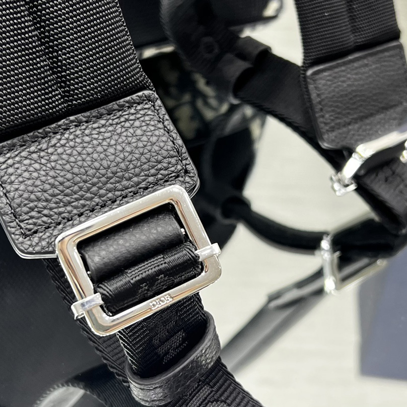 Dior Motion Backpack (31-38-11cm)   - EUR FASHION