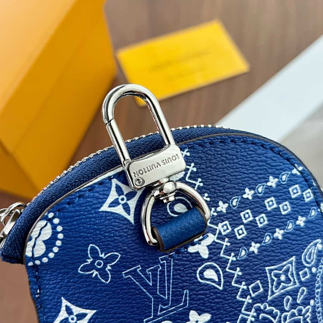Louis Vuitton HI 5 Pouch    M81410 - EUR FASHION