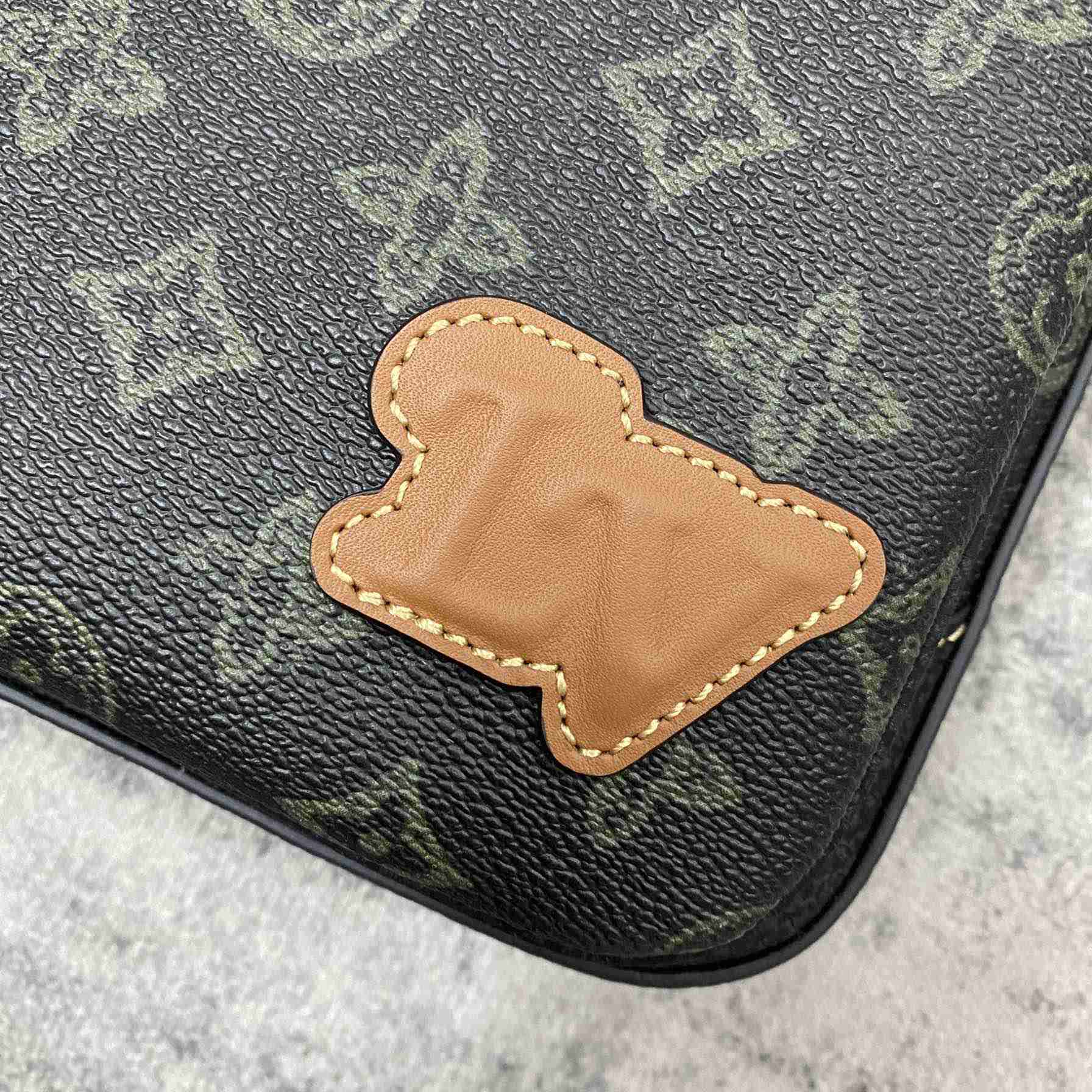 Louis Vuitton Trio Messenger(25-18.5-7cm)   M46340 - EUR FASHION
