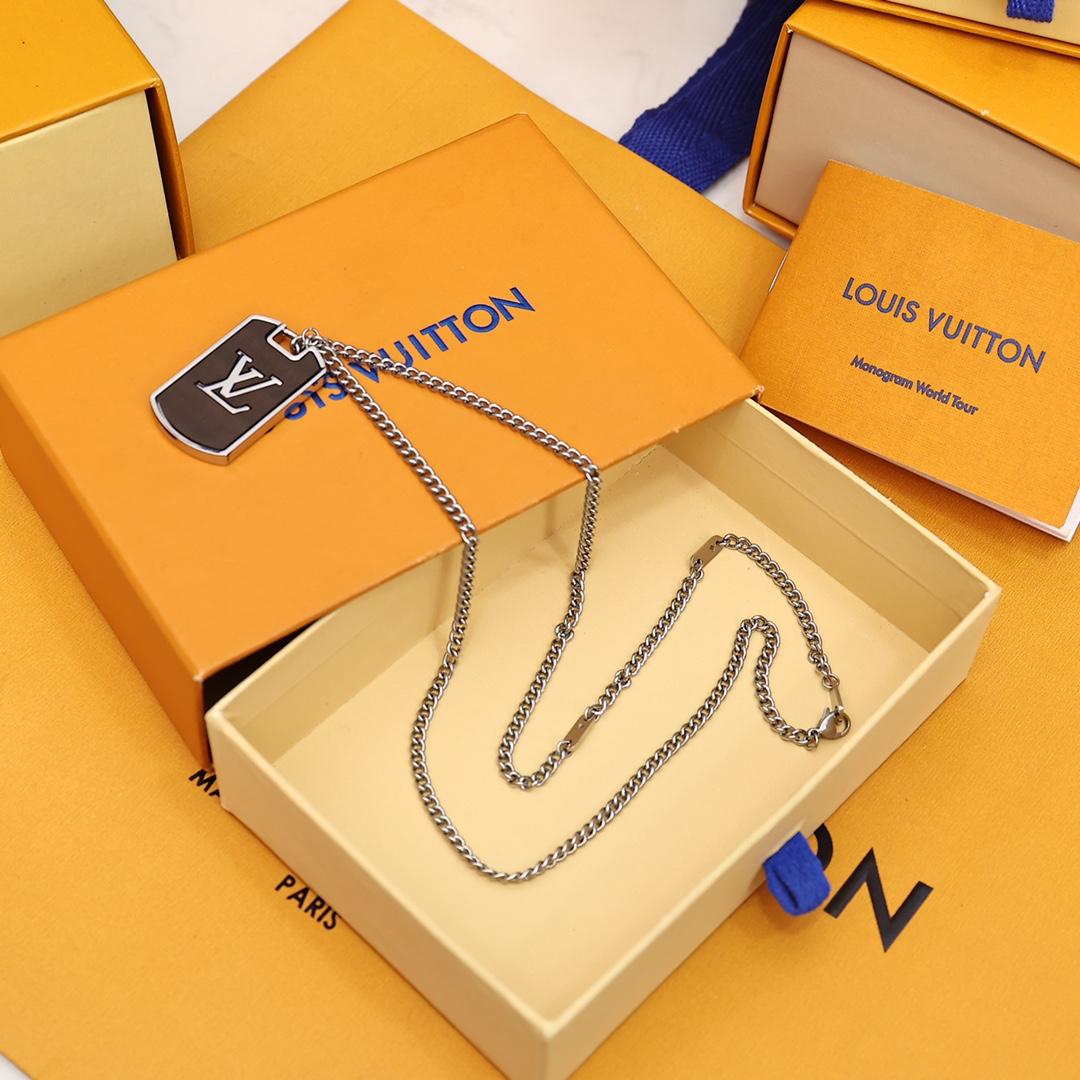 Louis Vuitton LV Shades Locket Pendent     M00883 - EUR FASHION