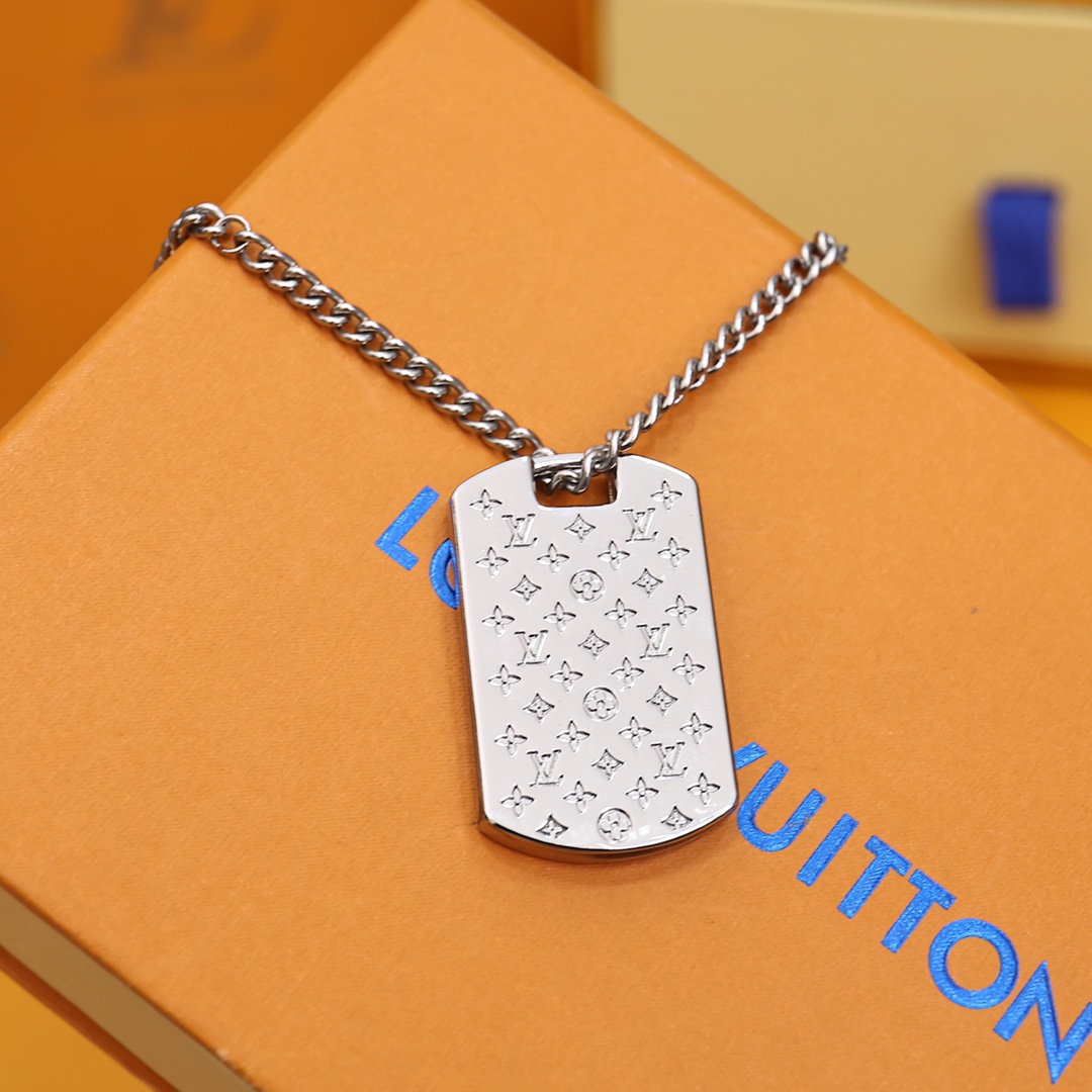 Louis Vuitton LV Shades Locket Pendent     M00883 - EUR FASHION