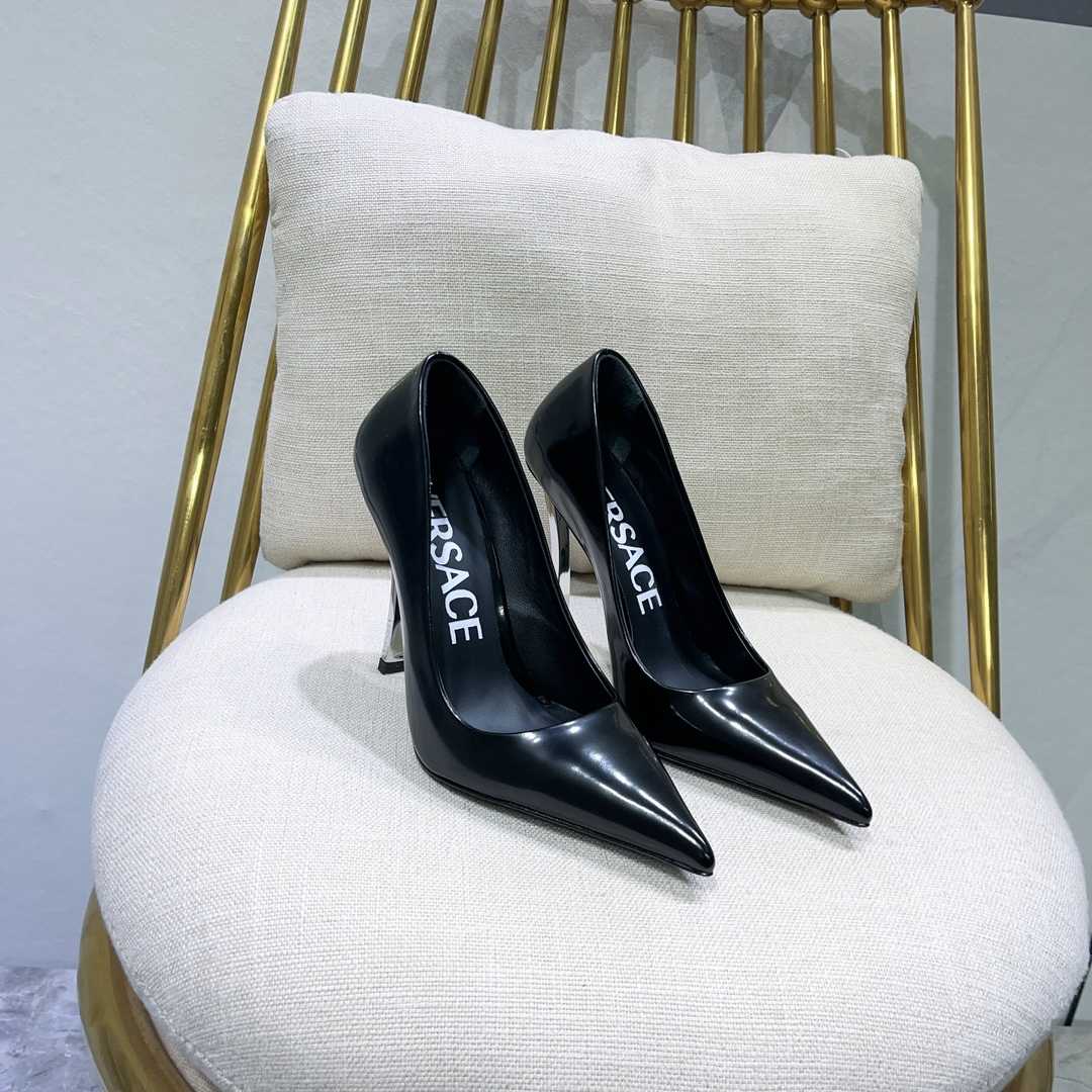 Versace Pin-Point Pumps - EUR FASHION