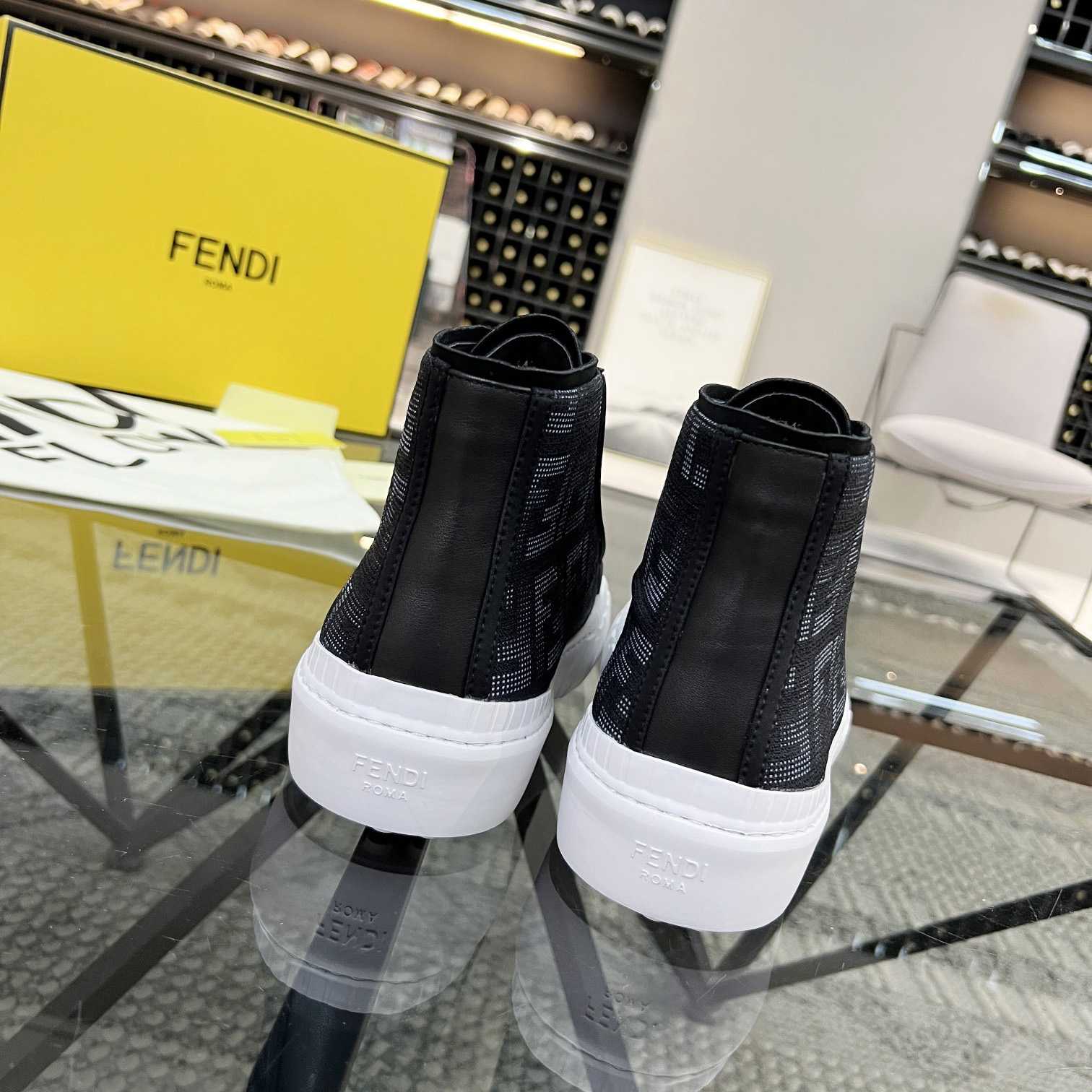 Fendi Logo Sneaker - EUR FASHION