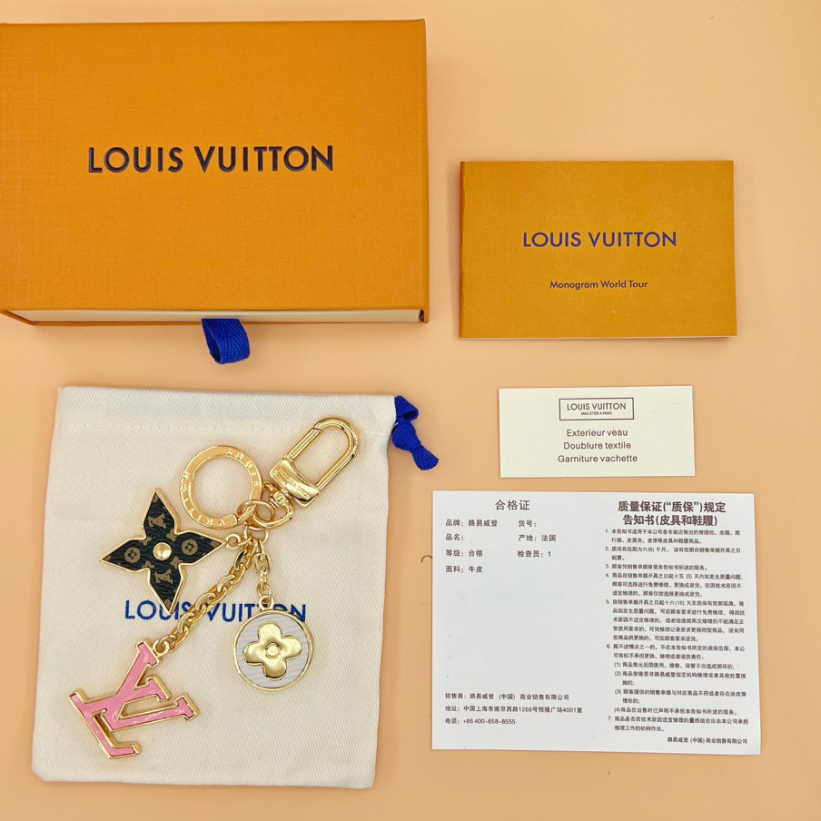 Louis Vuitton Spring Street Bag Charm and Key Holder    - EUR FASHION