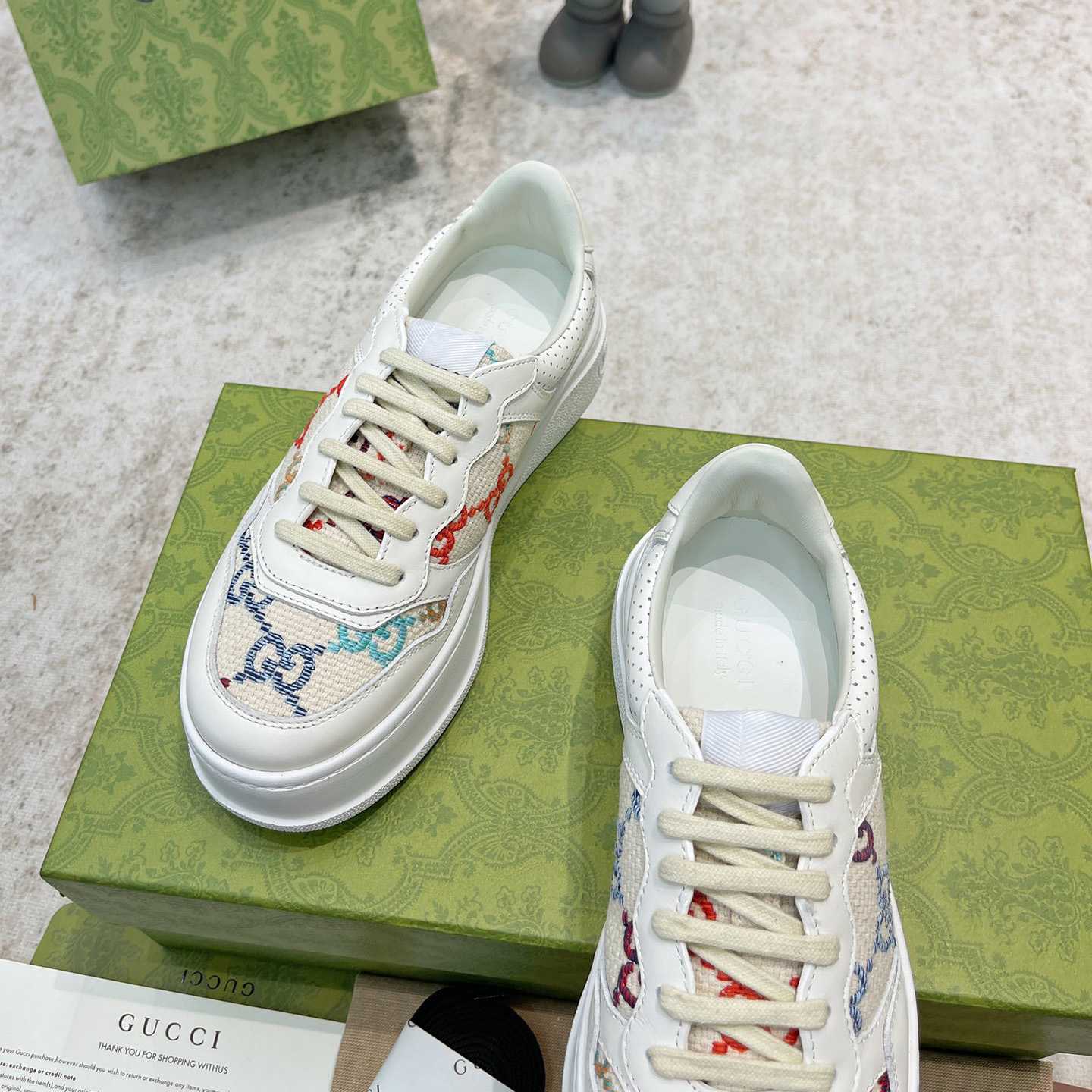 Gucci Chunky B Sneaker - EUR FASHION