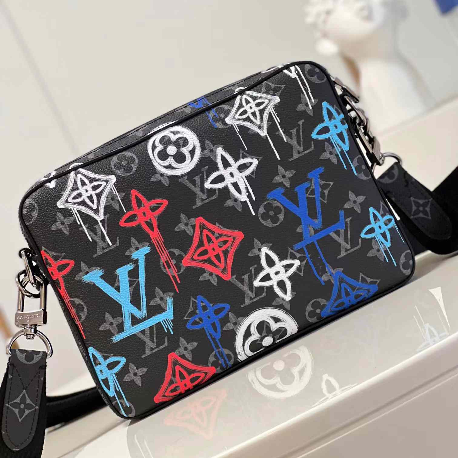 Louis Vuitton Trio Messenger(25-18.5-7cm)   M21396 - EUR FASHION